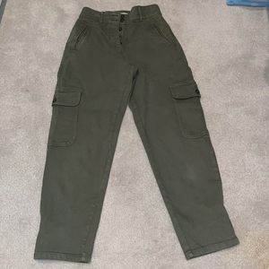 COPY - Aritzia Modern Cargo Pants